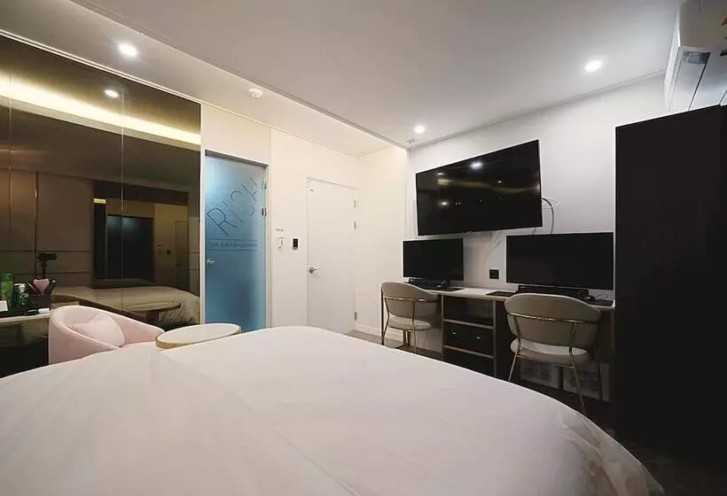 モーテル Pohang Daejam Dong Rich