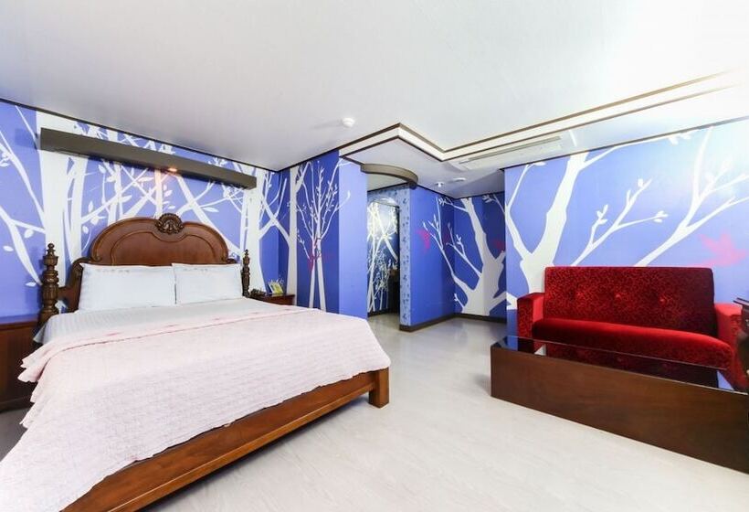 Motel Pohang Daejamdong Phone