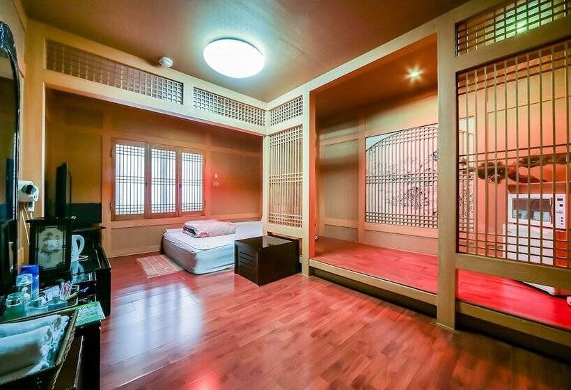 Motel Pohang Daejamdong Phone