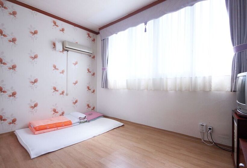 فندق على الطريق Uiseong Tapsan Spa