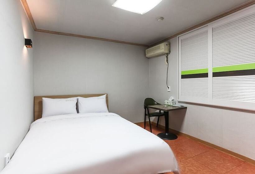 Motel Yeoncheon Hole In One