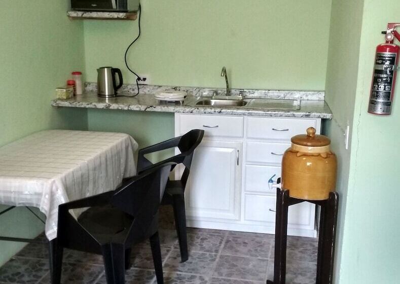 Posada Villa Del Teúl By Rotamundos   Hostel