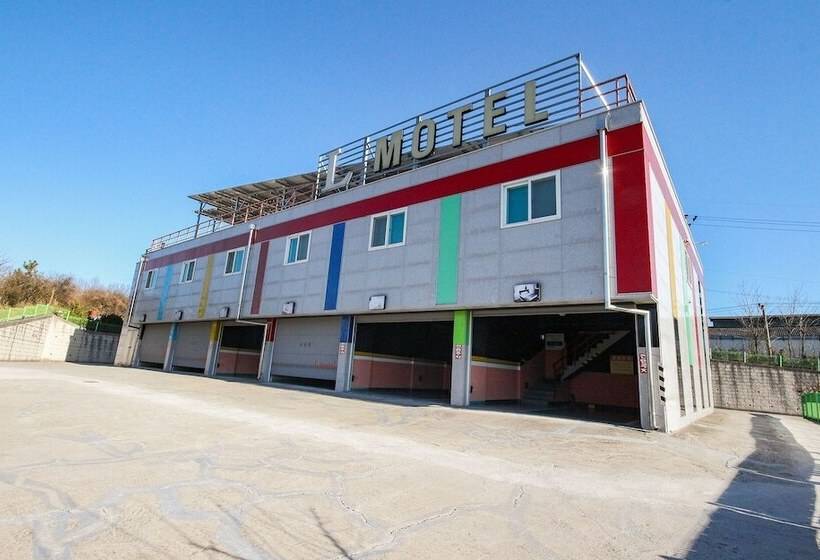 Sacheon L Self Checkin Motel