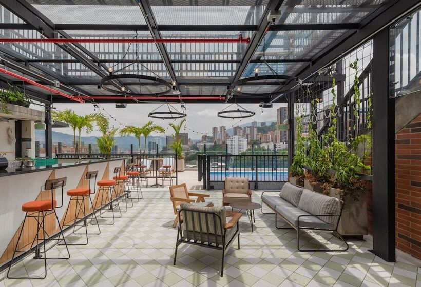 ユースホステル Masaya Medellin