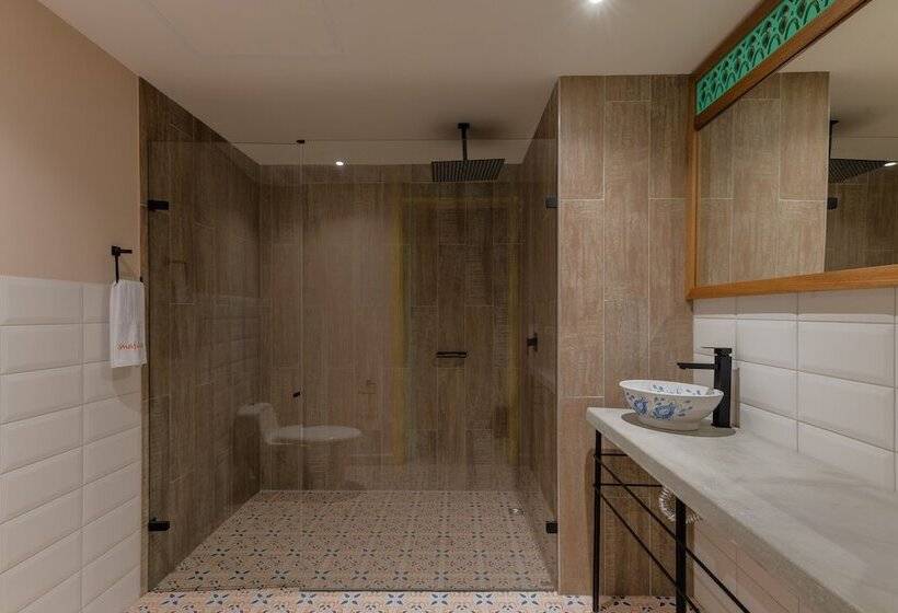 ユースホステル Masaya Medellin