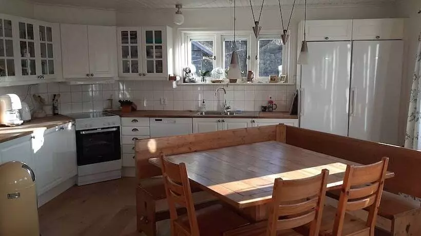 Aamiaismajoitus (B&B) Hikinglodge Idala