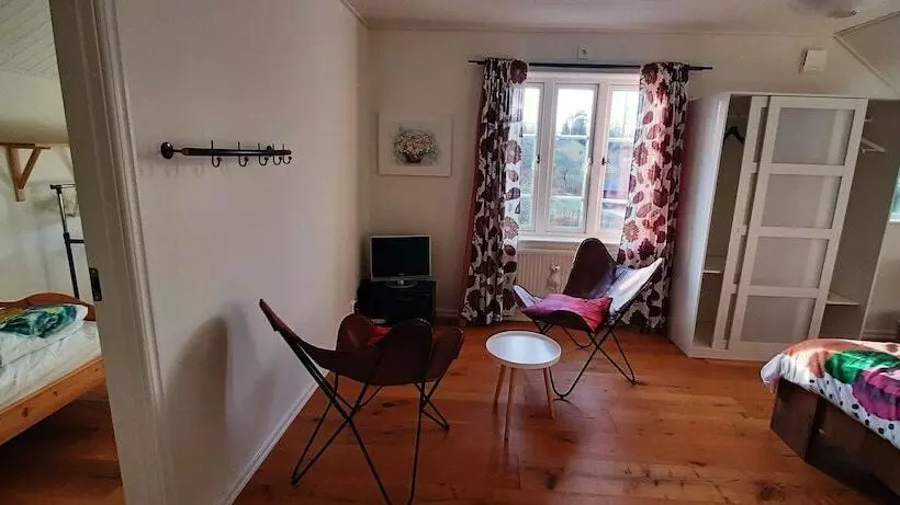 Aamiaismajoitus (B&B) Hikinglodge Idala