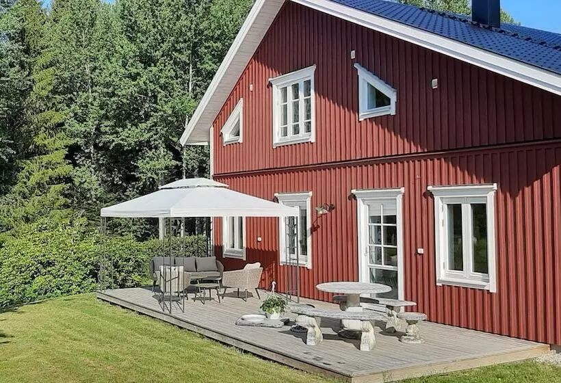 Aamiaismajoitus (B&B) Hikinglodge Idala