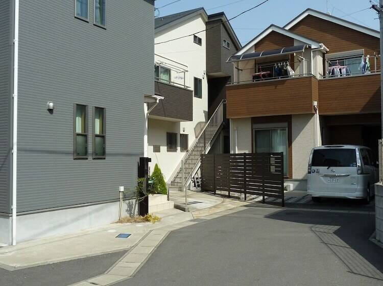 Bed and Breakfast Kanaloa Funabashi