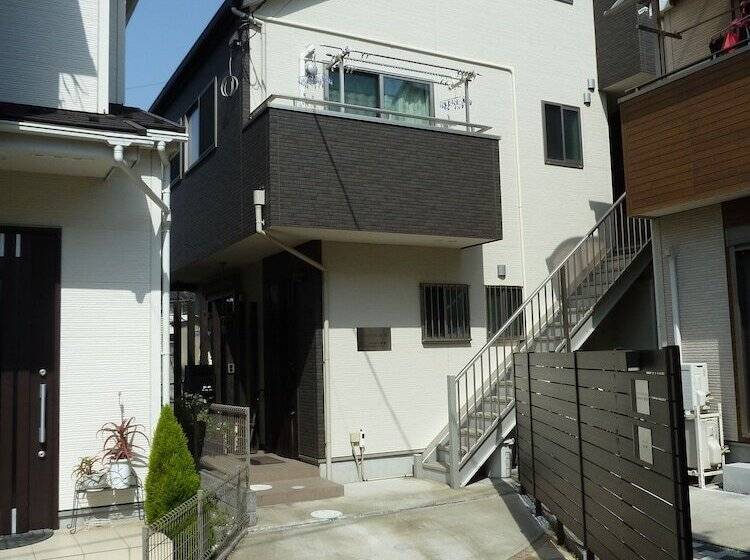 Bed and Breakfast Kanaloa Funabashi