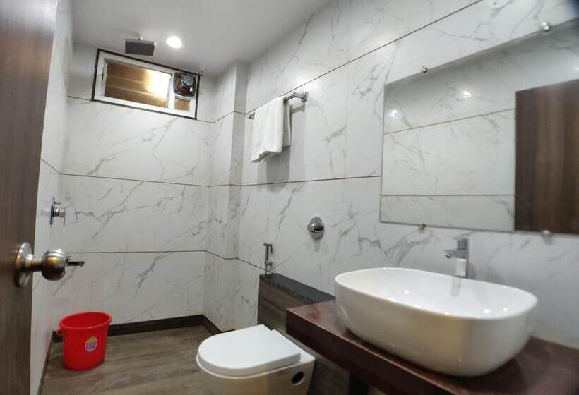 호텔 Atul Residency