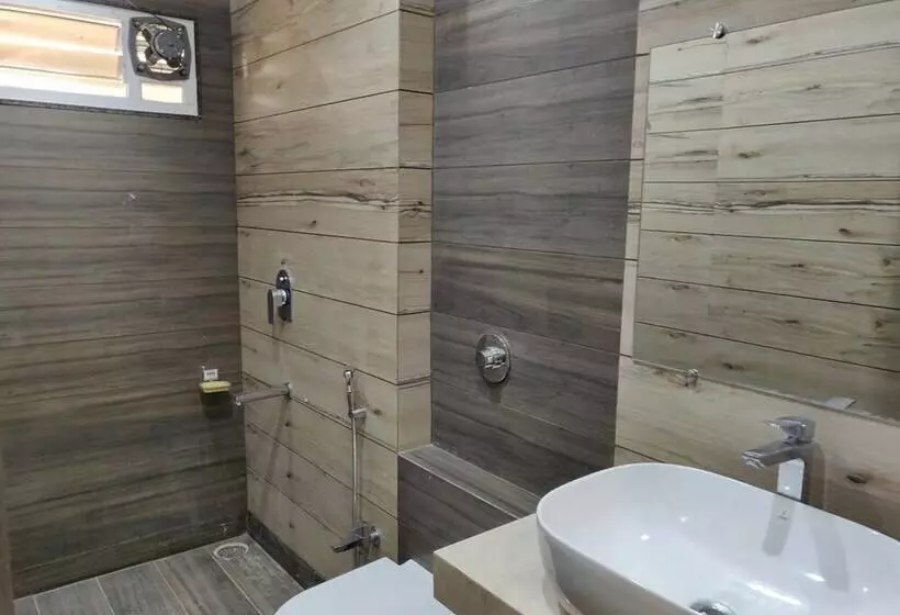 ホテル Atul Residency