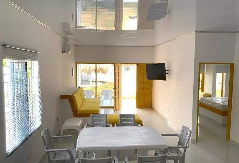 Hotelli Bahia Tropical Coveñas