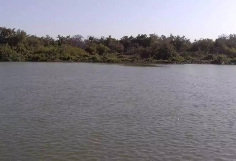 هتل Camping Sitaba Lodge