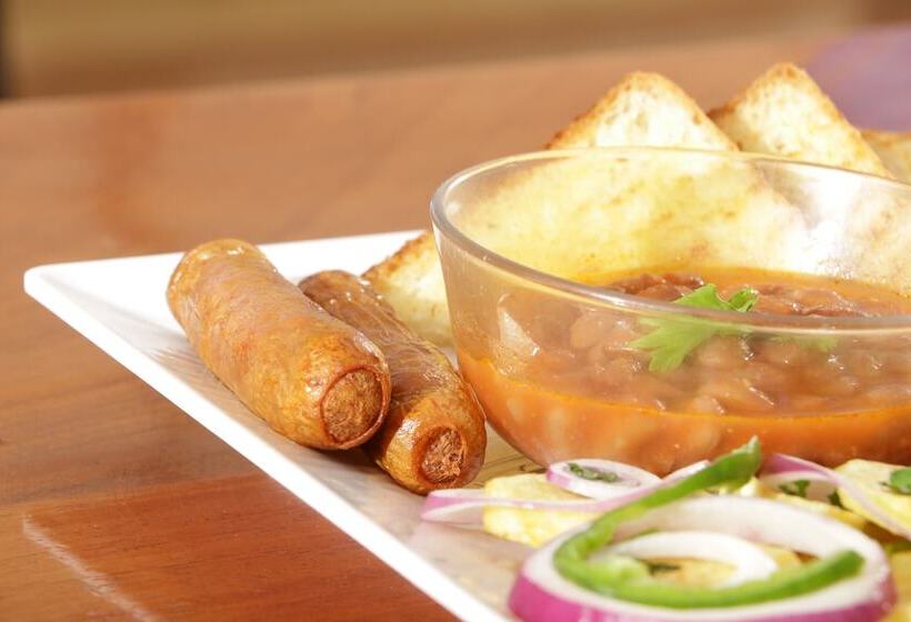 هتل Claire De Lune Moonlight