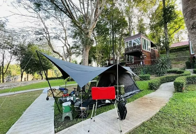 Hotelli Cliff & Cape Camping Resort