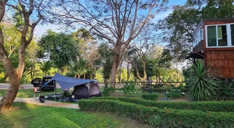 Hotelli Cliff & Cape Camping Resort