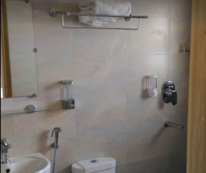 Hotel Gulmohar Grand