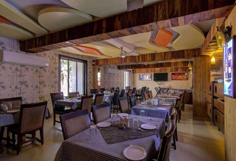 Hotel Heera Excutive