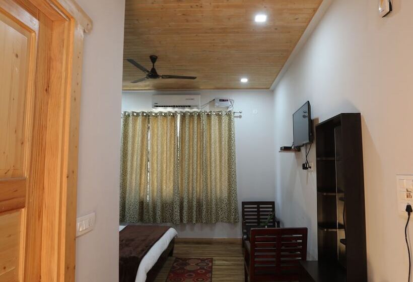 Отель Le Roi Floating Huts & Eco Rooms