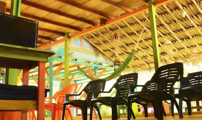 ホテル Los Colores De Swami