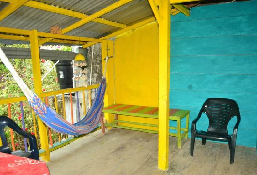 هتل Los Colores De Swami