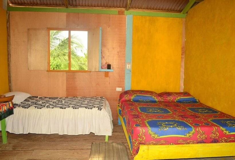 هتل Los Colores De Swami