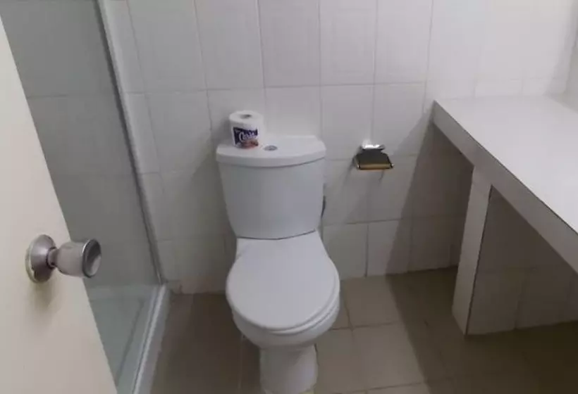 هتل Premier