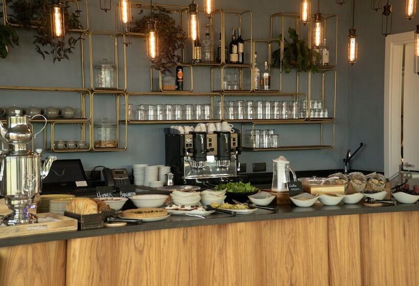 Отель Terme Di Vulci Glamping & Spa