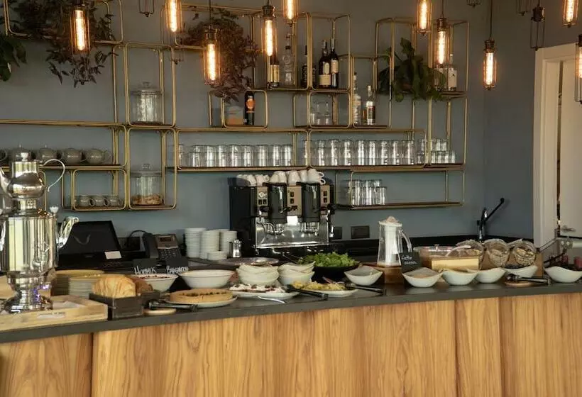 Hotelli Terme Di Vulci Glamping & Spa