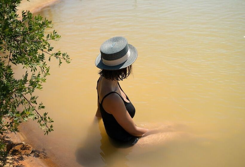 Отель Terme Di Vulci Glamping & Spa