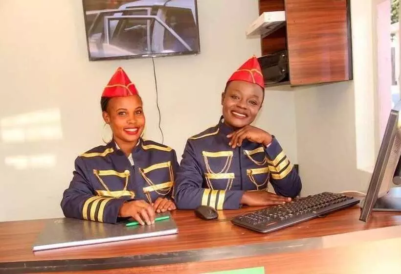 هتل Woodland Resort Kitale