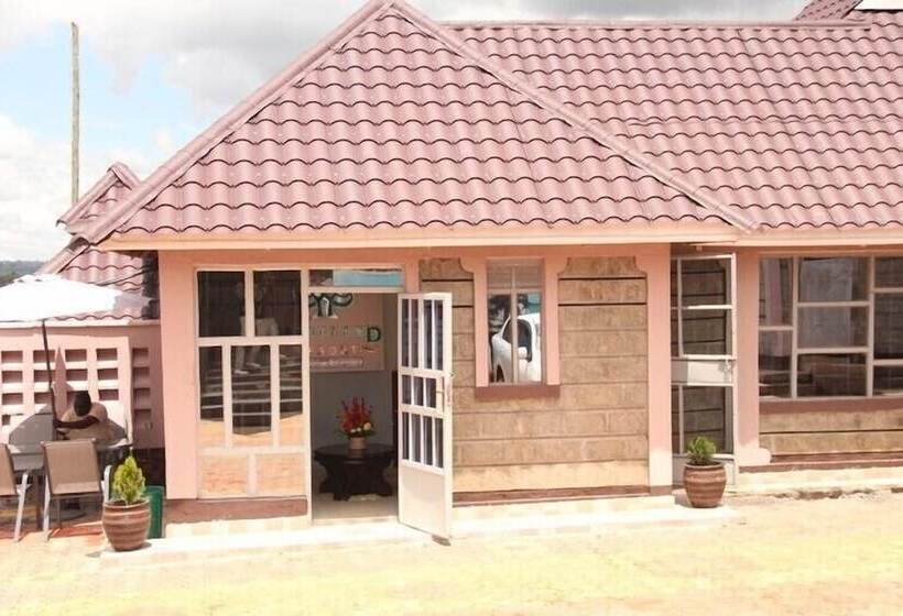 هتل Woodland Resort Kitale