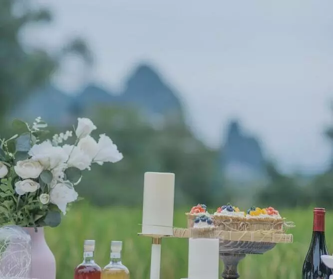 ホテル Yangshuo Enjoy Field Resort