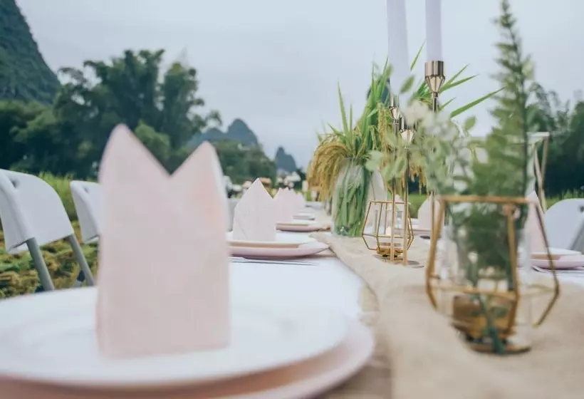 ホテル Yangshuo Enjoy Field Resort
