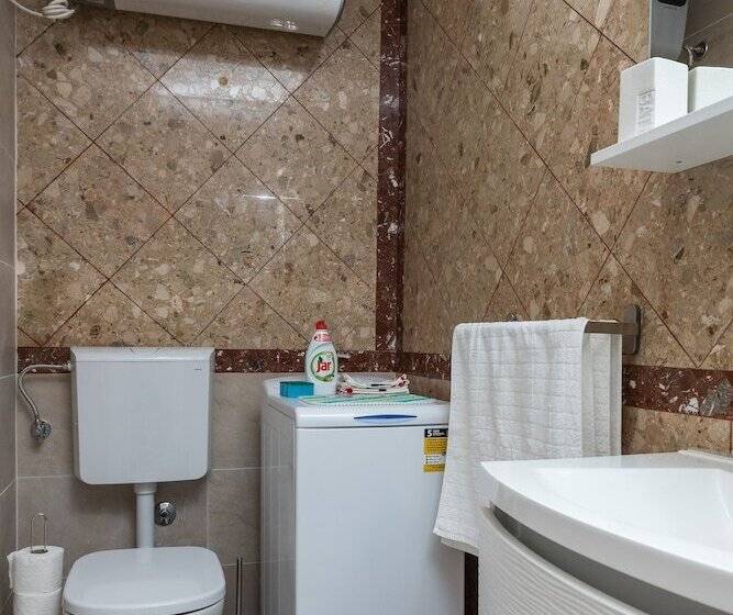 פנסיון Room Primi