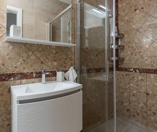 פנסיון Room Primi