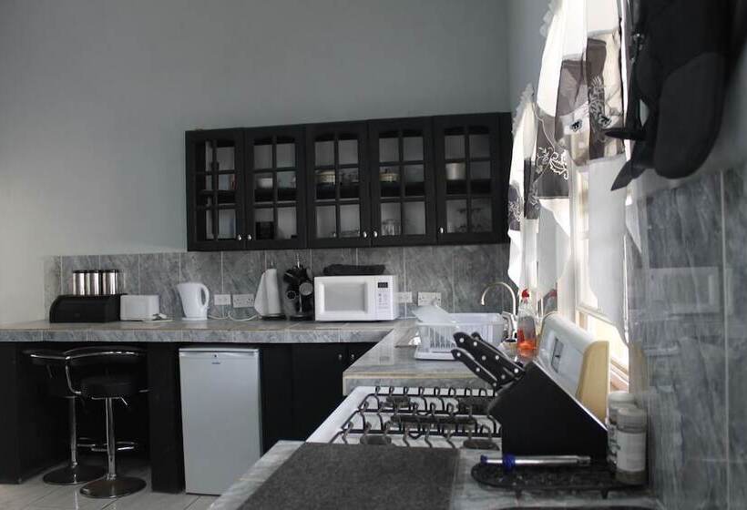 پانسیون Brimstone View Guest Apartments