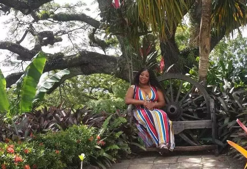 پانسیون Brimstone View Guest Apartments