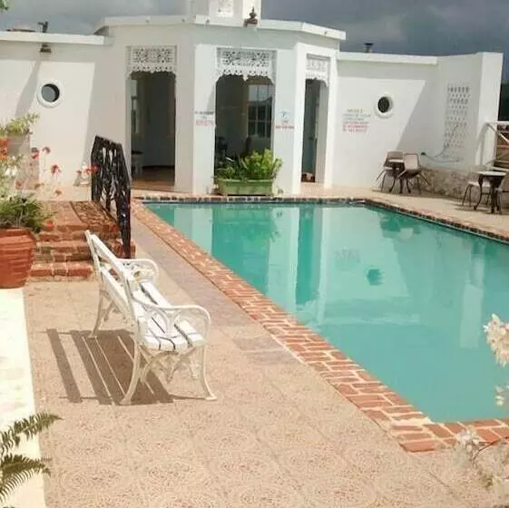 پانسیون Geddes Great House