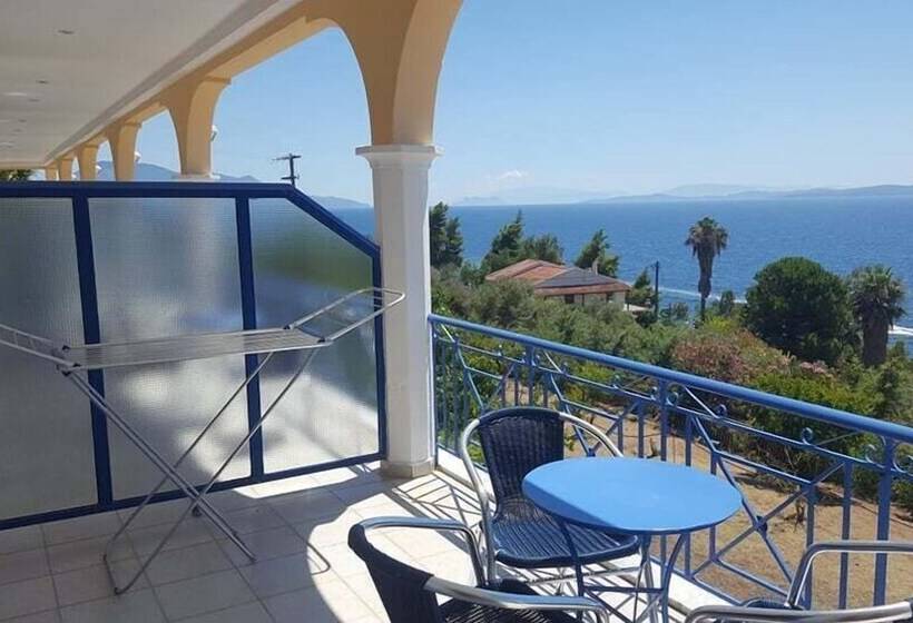 بنسيون Kosta Maria