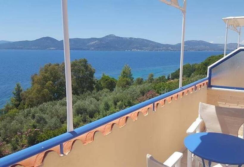 بنسيون Kosta Maria