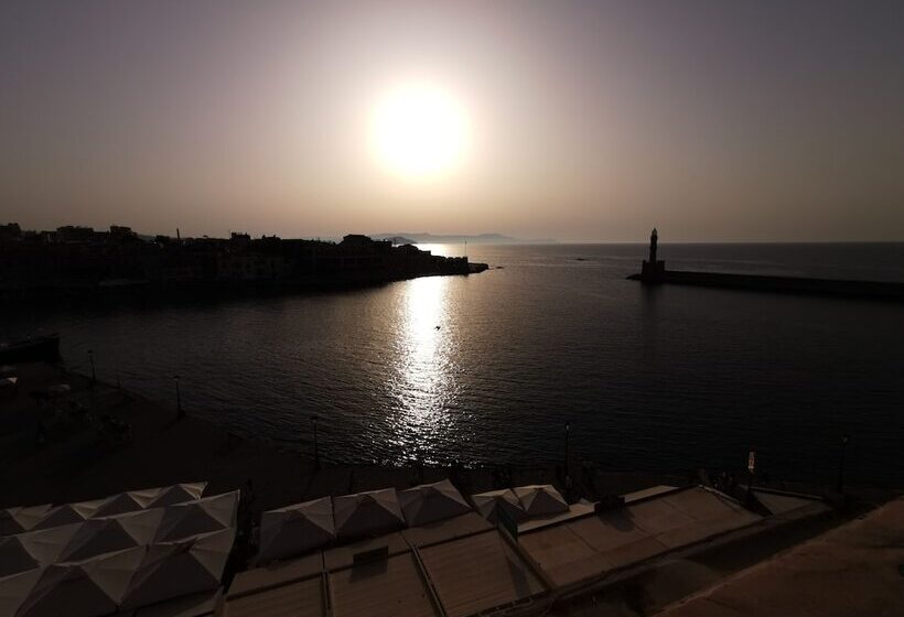 פנסיון Porto Chania