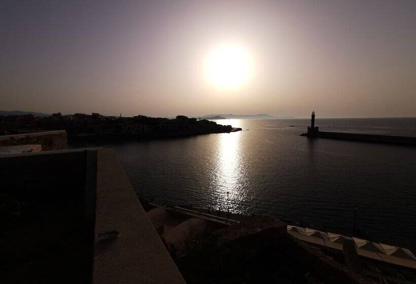 פנסיון Porto Chania