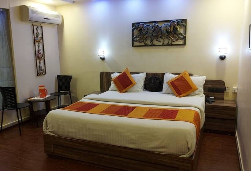 פנסיון Shaleen Elegance Homestay