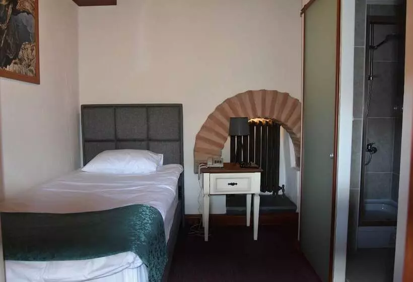 Tarihi Tashan Otel