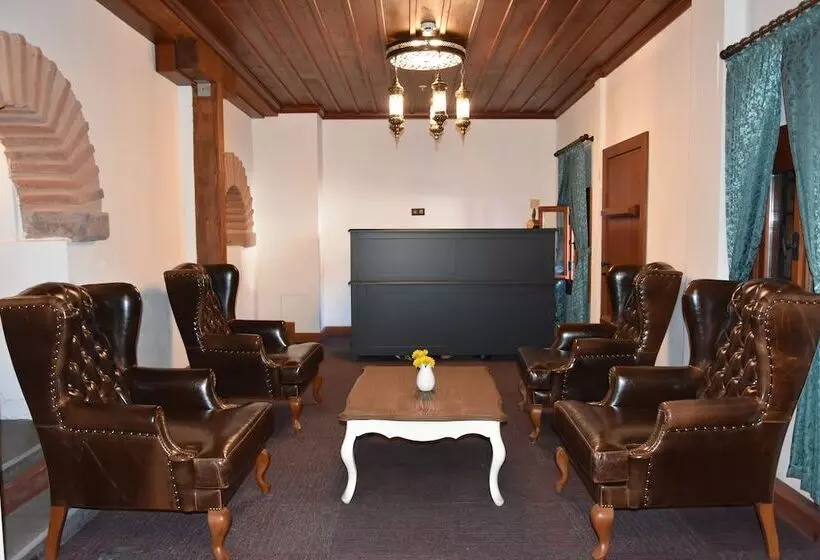 Tarihi Tashan Otel
