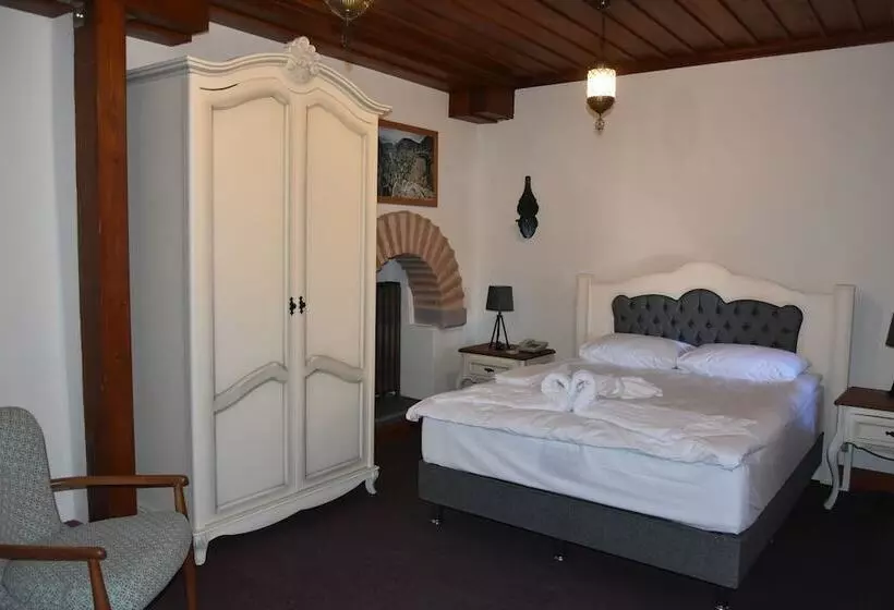 Tarihi Tashan Otel