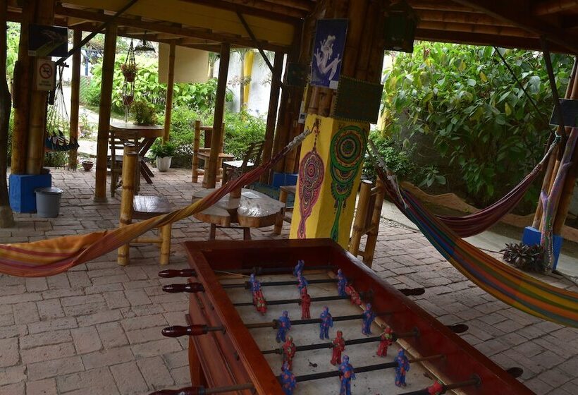 Hosteria Cabanas Itapoa Hostel