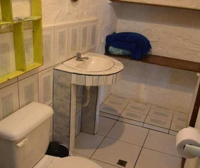 Hosteria Cabanas Itapoa Hostel